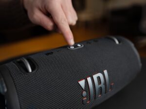 JBL Xtreme 3 Portable waterproof speaker 11 Audio Speakers JBL Extreme 3 9 2048x1536 1
